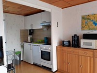 Uwes Hütte Blick in die Küche